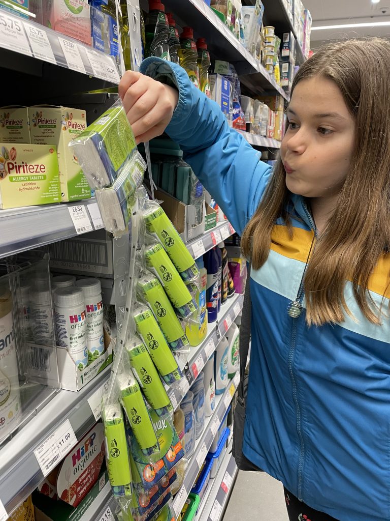Evie investigates on an Impact Score Shopping Expedition